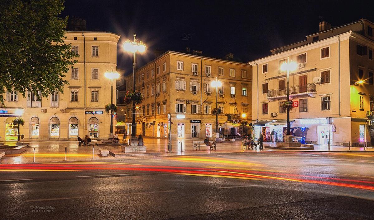 Odeon Apartment And Rooms Rijeka Exterior foto