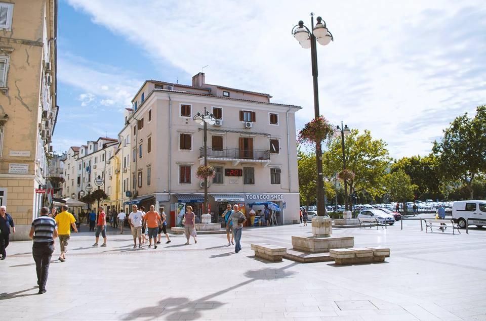 Odeon Apartment And Rooms Rijeka Exterior foto