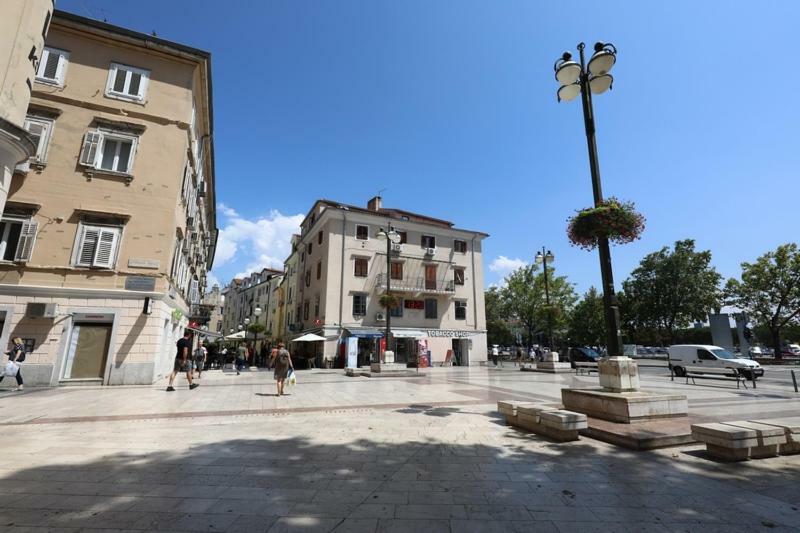 Odeon Apartment And Rooms Rijeka Exterior foto